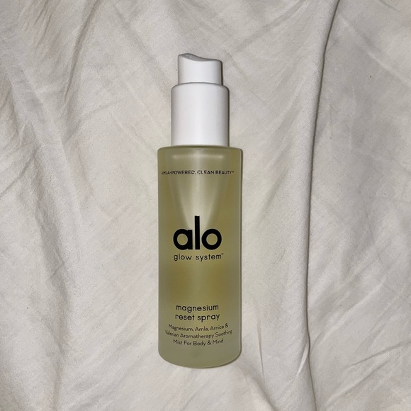 ALO Magnesium Reset Spray - Picture 4 of 7